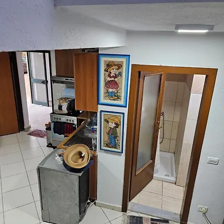 Apartment Marine's Bliss Golem (Tirana)